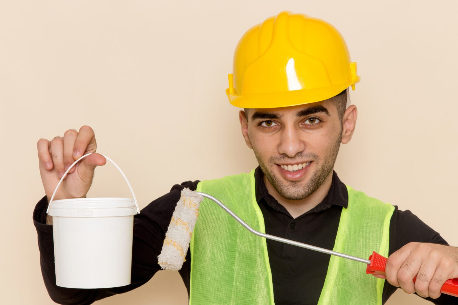 How Do I Find a Reliable Paint Supplier in Dubai?