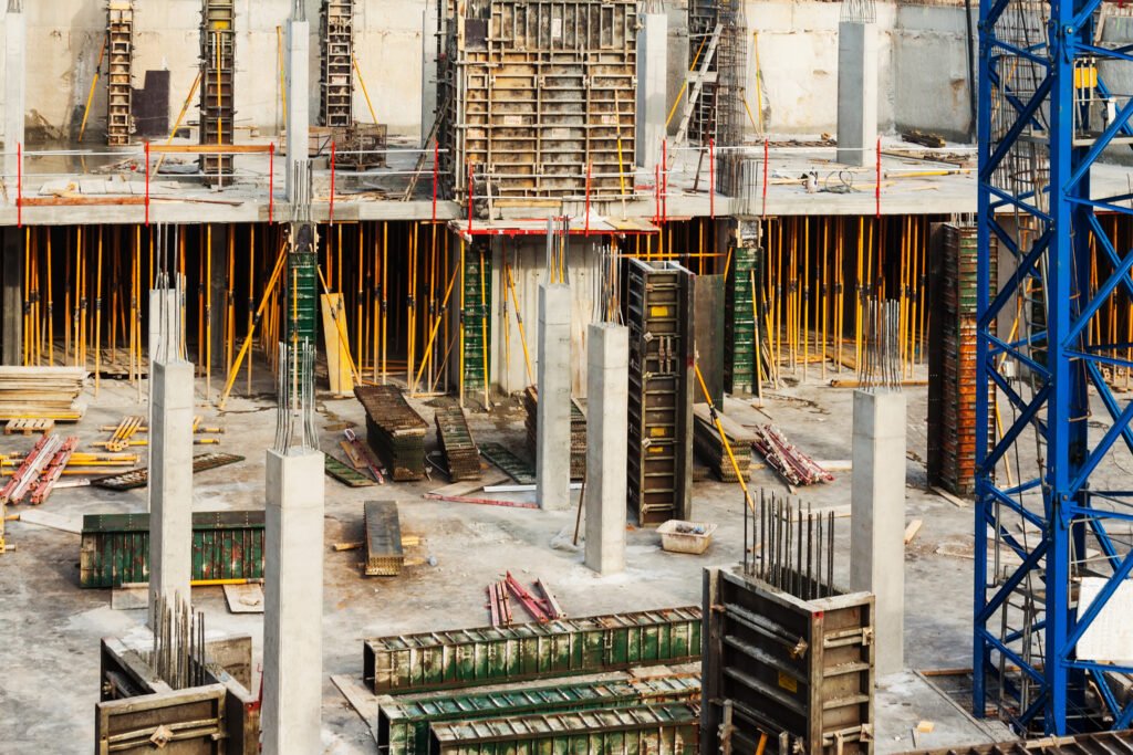 How Can Contractors Choose the Right Building Materials Supplier in Dubai